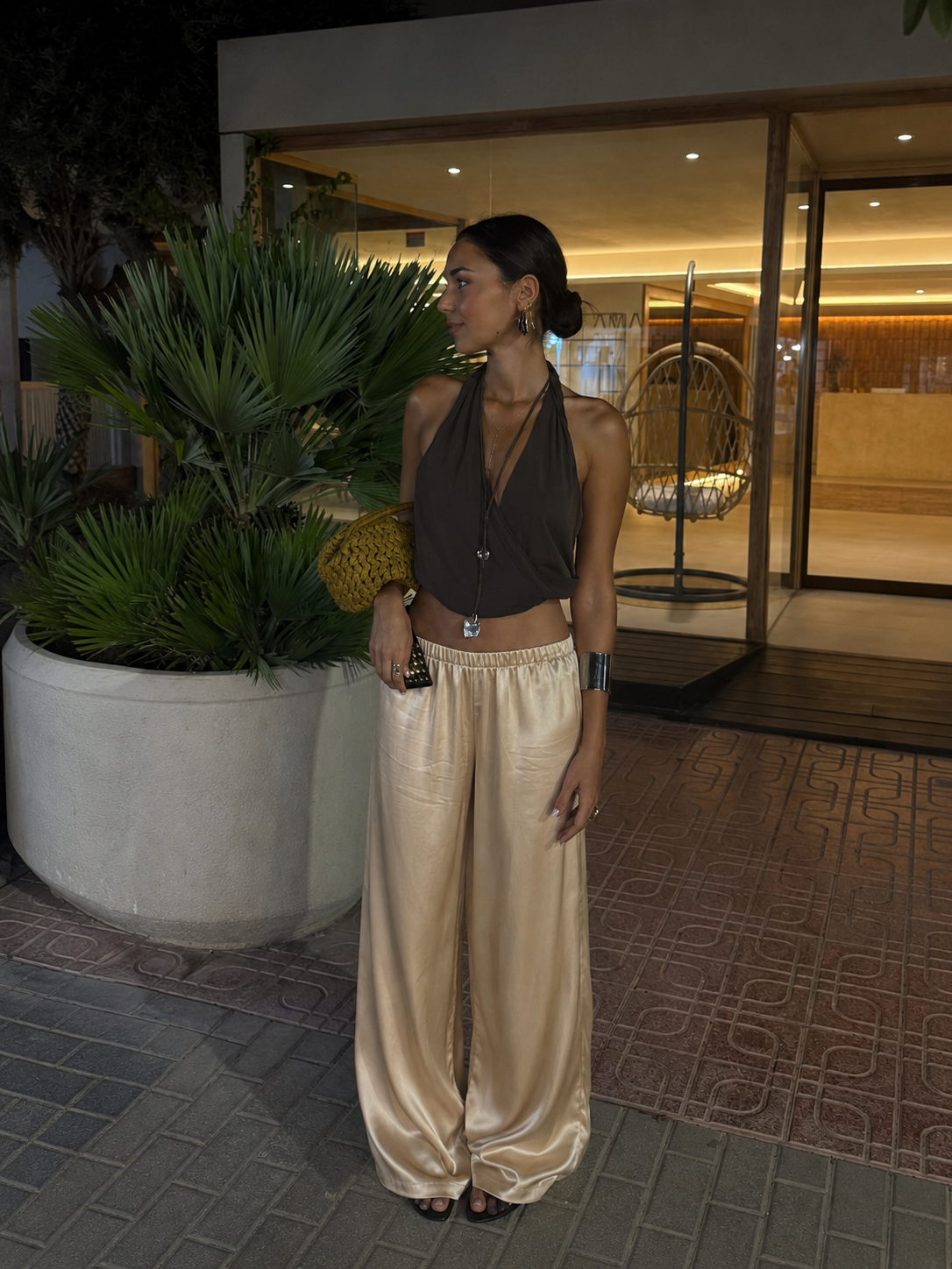 Flowing Wide-Leg Pants